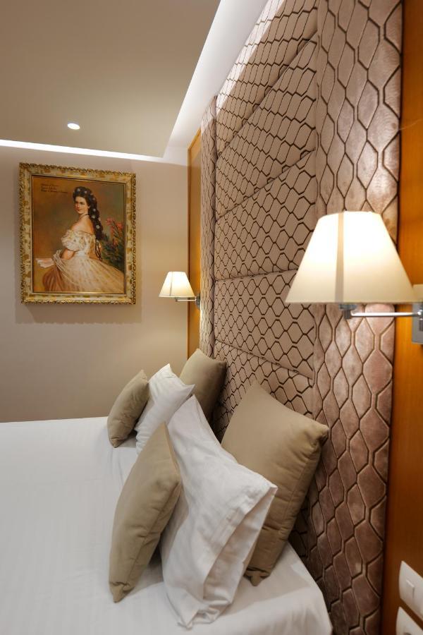 Hotel Queen Selitë e Vogël Extérieur photo