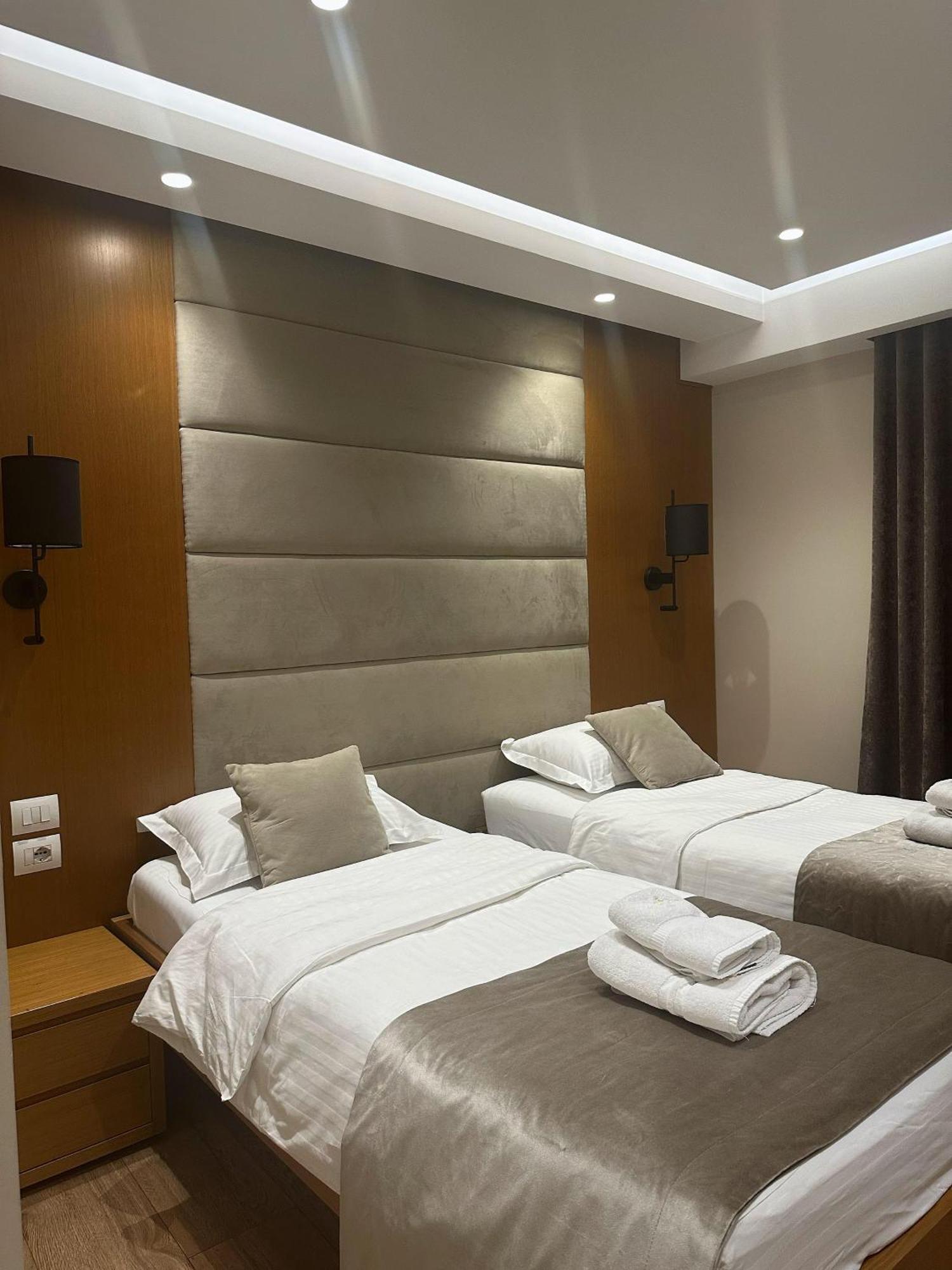 Hotel Queen Selitë e Vogël Extérieur photo