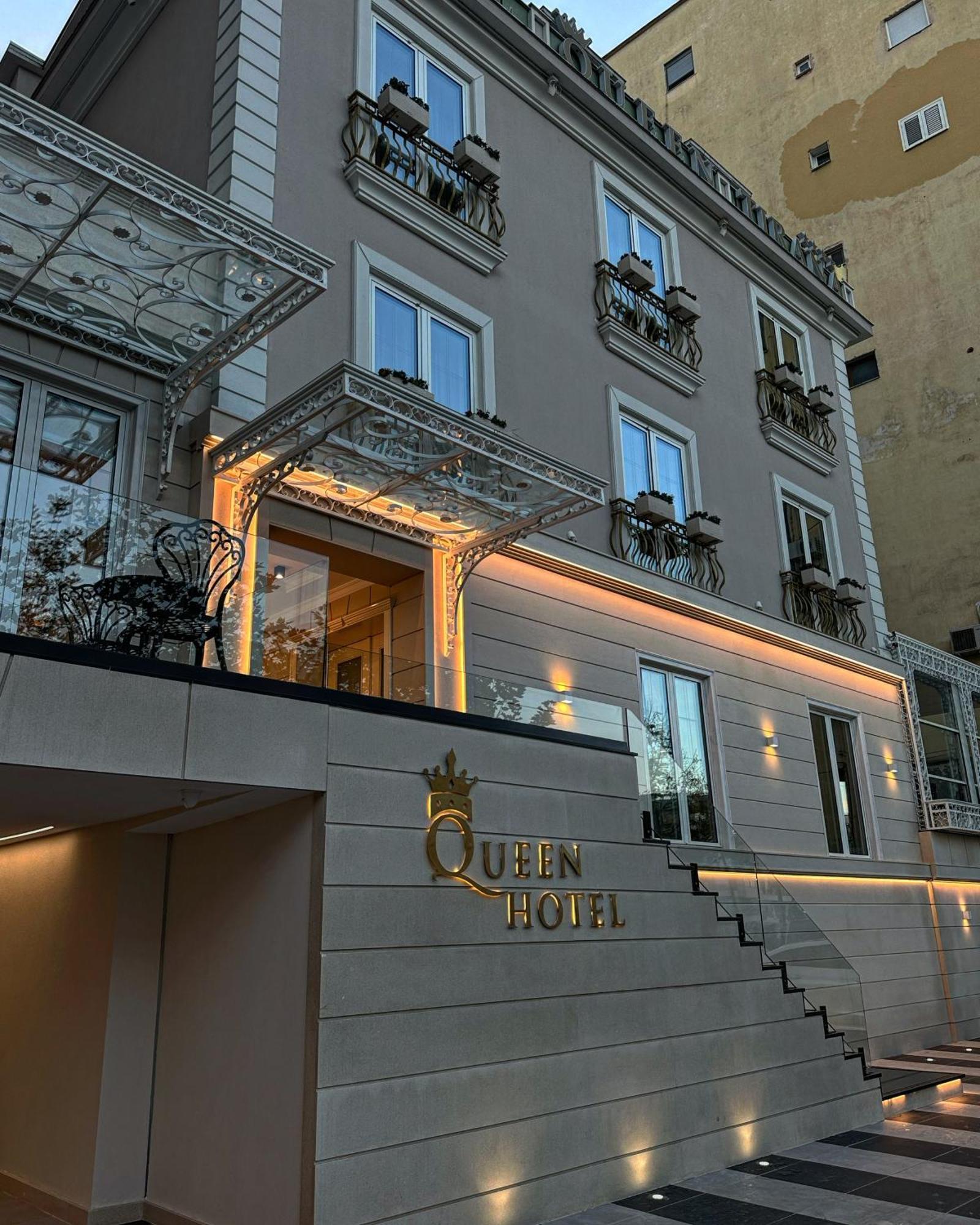 Hotel Queen Selitë e Vogël Extérieur photo