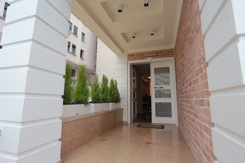 Hotel Queen Selitë e Vogël Extérieur photo