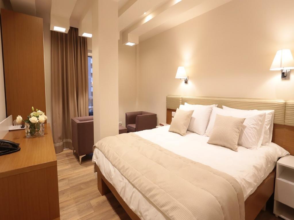 Hotel Queen Selitë e Vogël Extérieur photo
